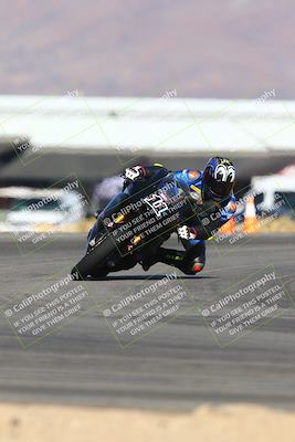 media/Jan-14-2024-SoCal Trackdays (Sun) [[2e55ec21a6]]/Turn 16 Set 2 (1125am)/